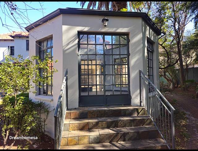 5 BEDROOM PROPERTY TO RENT IN HOUGHTON ESTATE